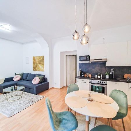 Feelhome - Design Apartment Fur 4 Gaste - Smart Tv - Naschmarkt Wien Exterior foto